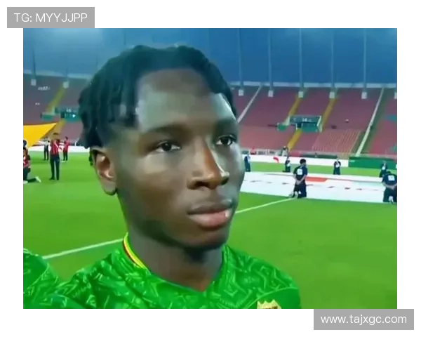 足球明星搞笑变身恶搞图片大集合让你捧腹大笑的创意瞬间